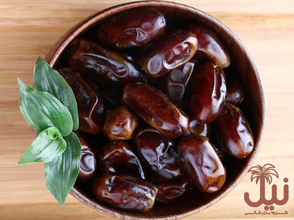 خرید خرما مضافتی کریستال اعلا خوشمزه با قیمت مناسب در بازار