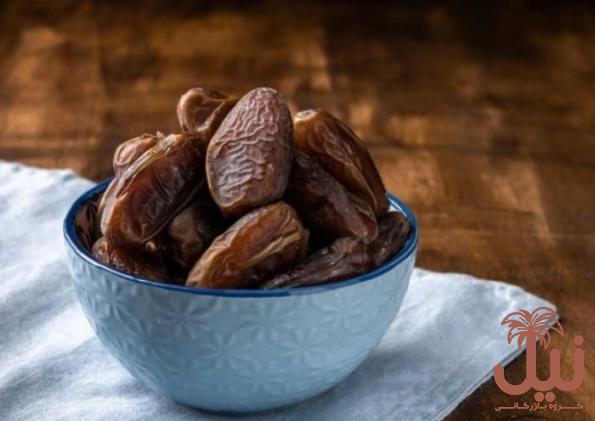 خرما خشک مشکی