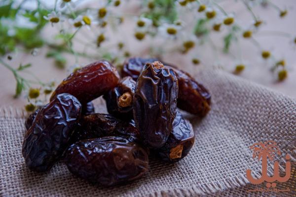 ویژگی خرما پیارم
