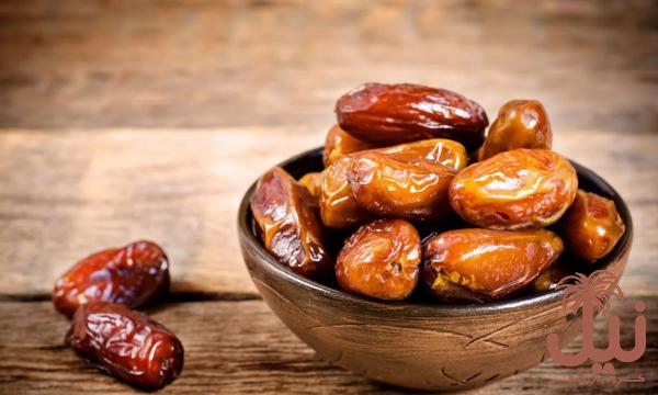 خرید خرما پیارم اصل با کیفیت و مرغوبیت بالا در کشور